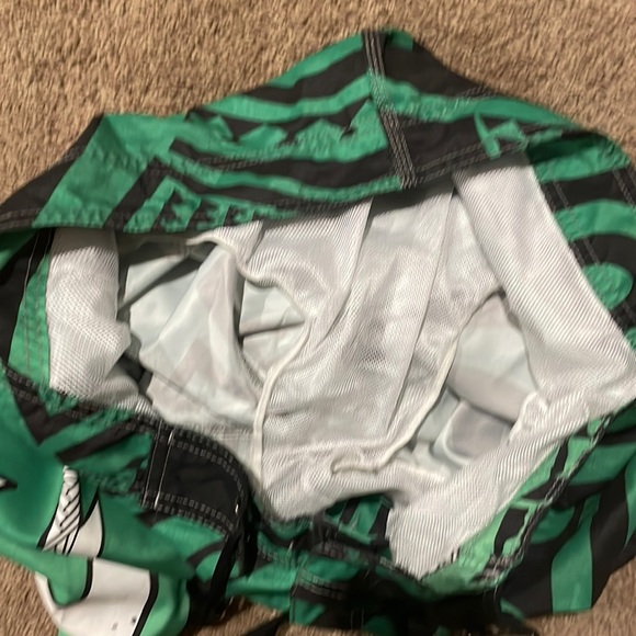 Makau Board Shorts - Picture 4 of 7